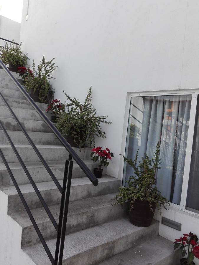 Mv Suites Monterrey Buitenkant foto