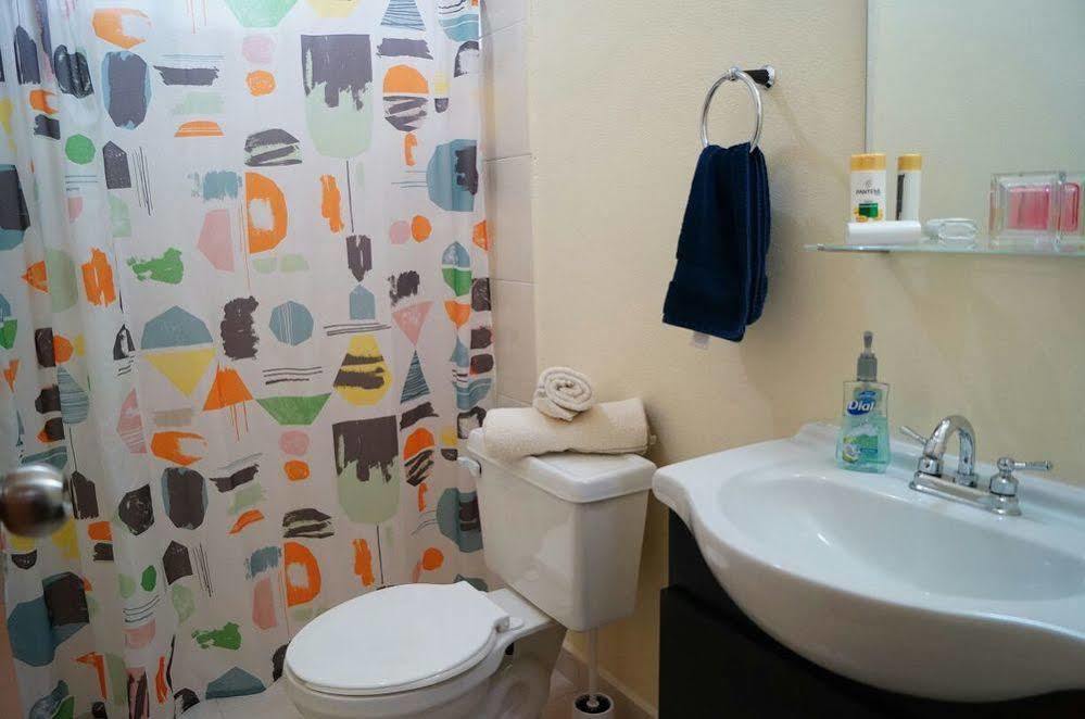 Mv Suites Monterrey Buitenkant foto