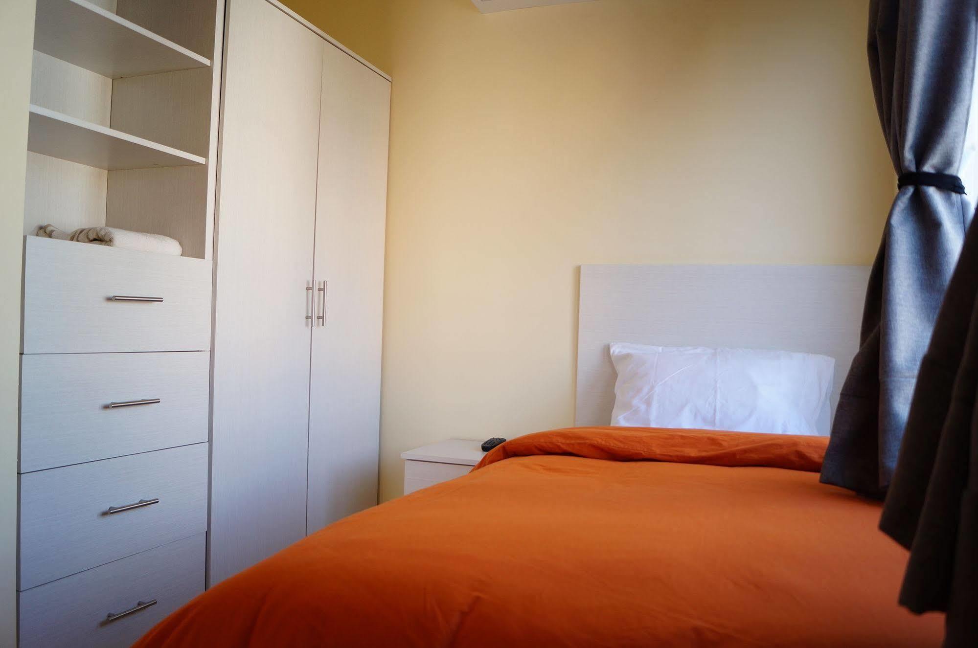 Mv Suites Monterrey Buitenkant foto